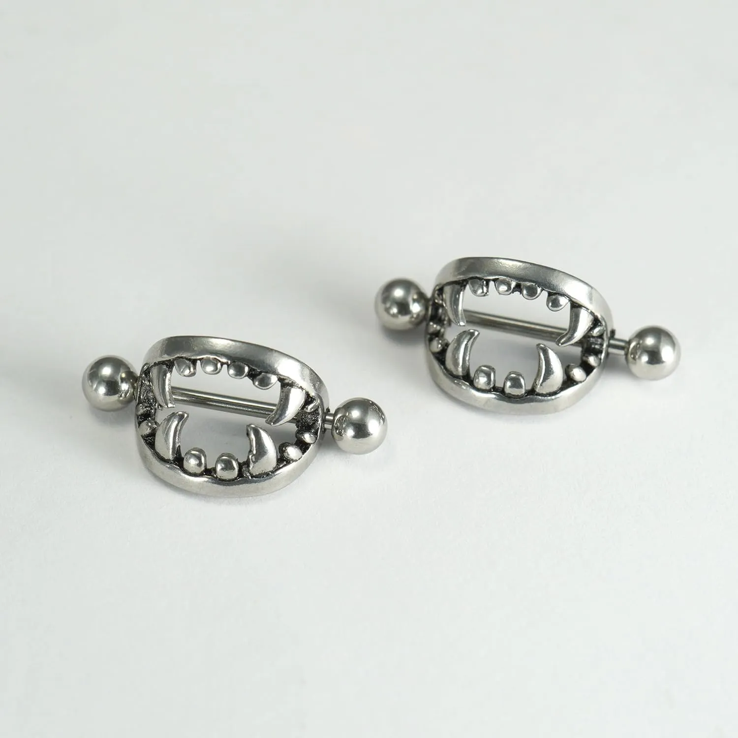 14G 16G Spooky Nipple Piercing Jewelry for Halloween, Vampire Skull Nipple Rings Surgical Steel for Men and Women, Nipple Shields Barbell Rings