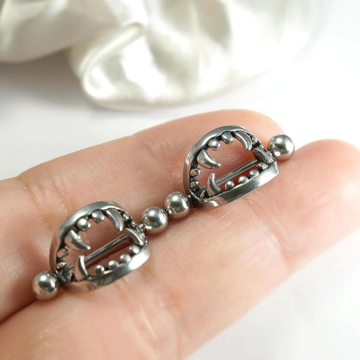 14G 16G Spooky Nipple Piercing Jewelry for Halloween, Vampire Skull Nipple Rings Surgical Steel for Men and Women, Nipple Shields Barbell Rings