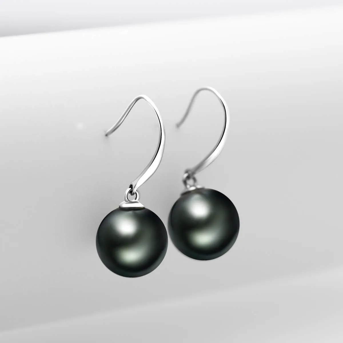 18K Gold Black Pearl Dangle Earrings 8-9mm Genuine Tahitian Cultured Pearls Drop Ear Hook Dangle Earrings Vintage Jewelry for Women