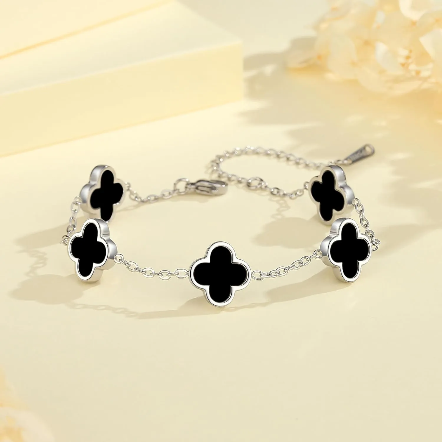 18K Gold Plated Clover Bracelet Set for Women White/Black/Gold/Silver/Green/Pink Adjustable Link Double-Sided Lucky Bracelets Trendy Bracelets Set Jewelry Gifts for Women Men