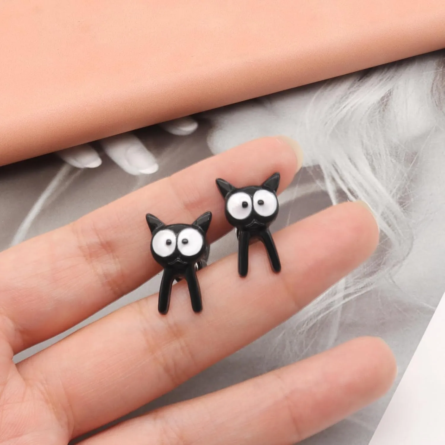 Cute Cats Unique Earrings Front Back Stud Earrings for Women.Black Cat Screw on Back Earrings for Women Animal Jewerly Gift Earring (A)