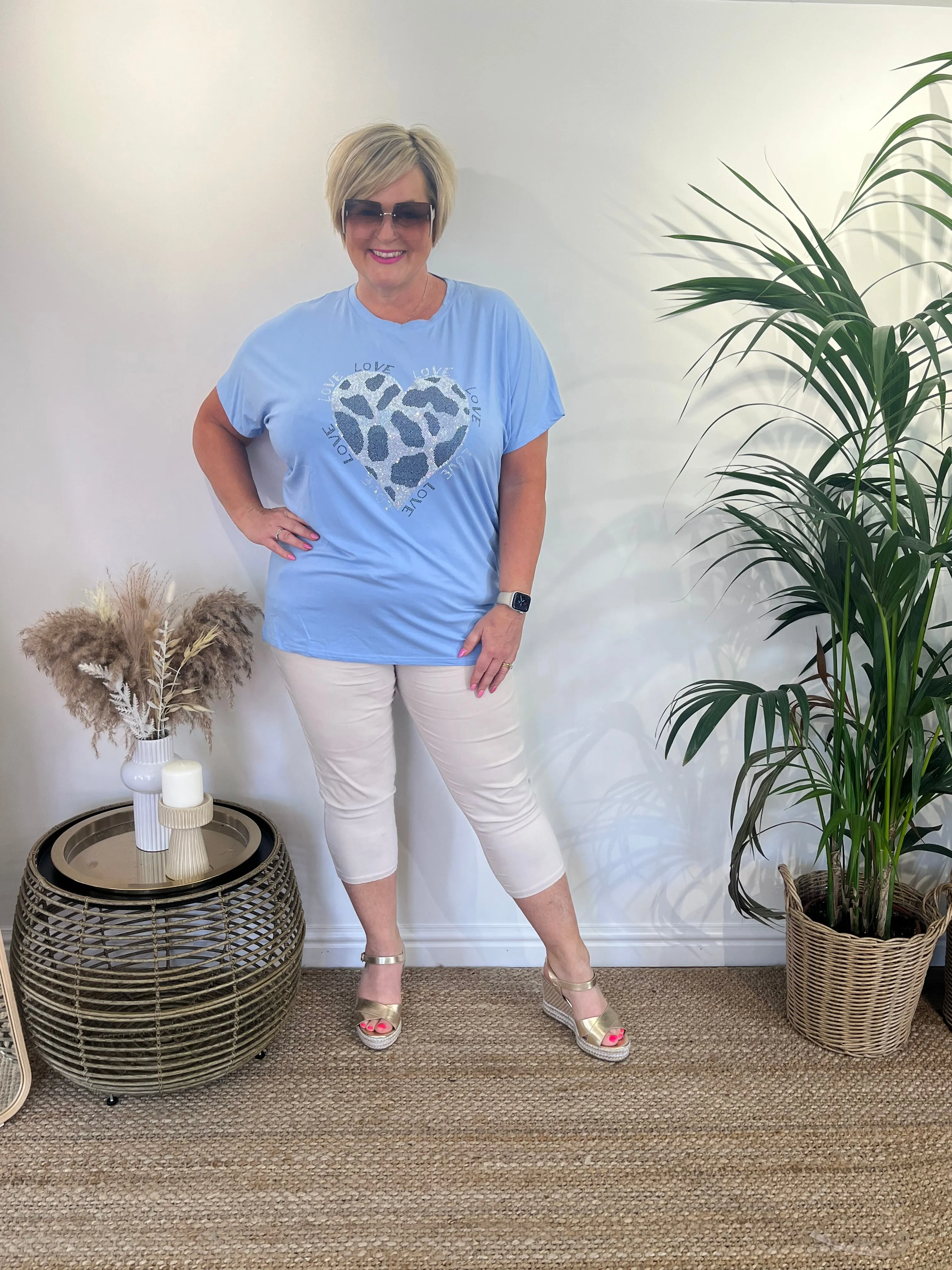 DAISI Diamante Leopard Heart T- Shirt