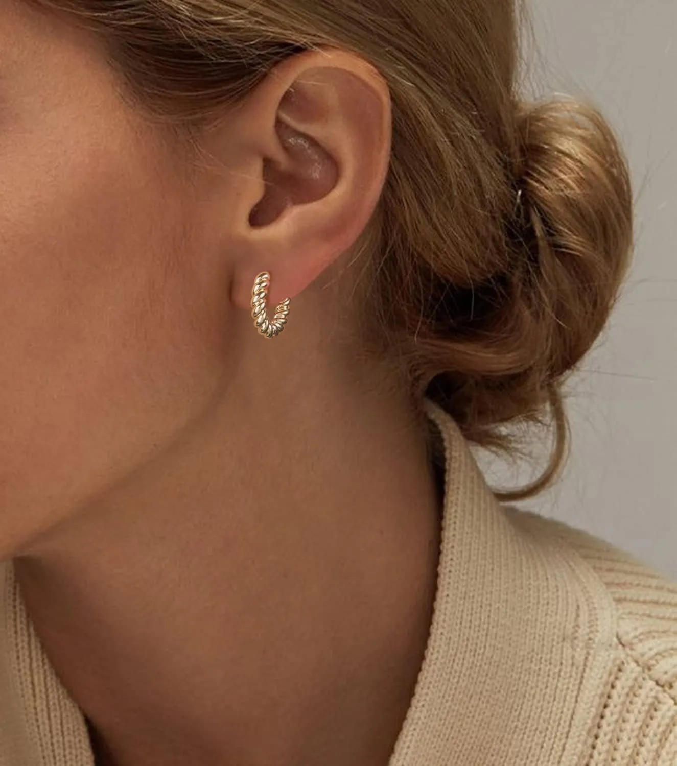 Gold Hoop Earrings Set 14k Real Gold Plated Huggie Earrings Hypoallergenic Chunky Twisted Thick Jewelry for Multiple Piercing Christmas Gift for Women