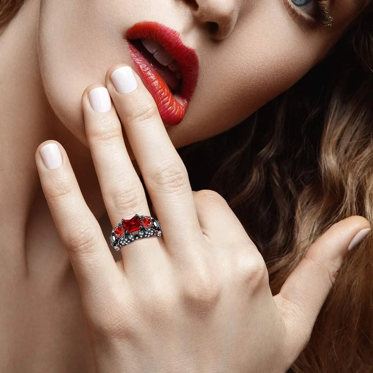 Gothic Black Skull Rings Red Purple Crystal Ring Cocktail Party Halloween Biker Rings for Women Christmas Gifts