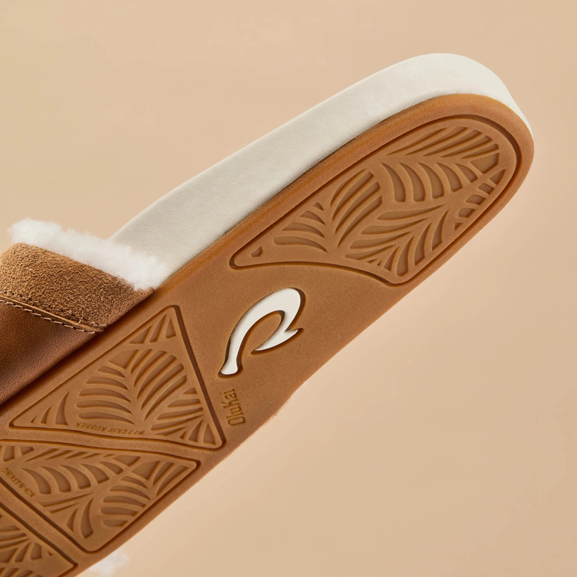Hala Slide - Tan / Puka