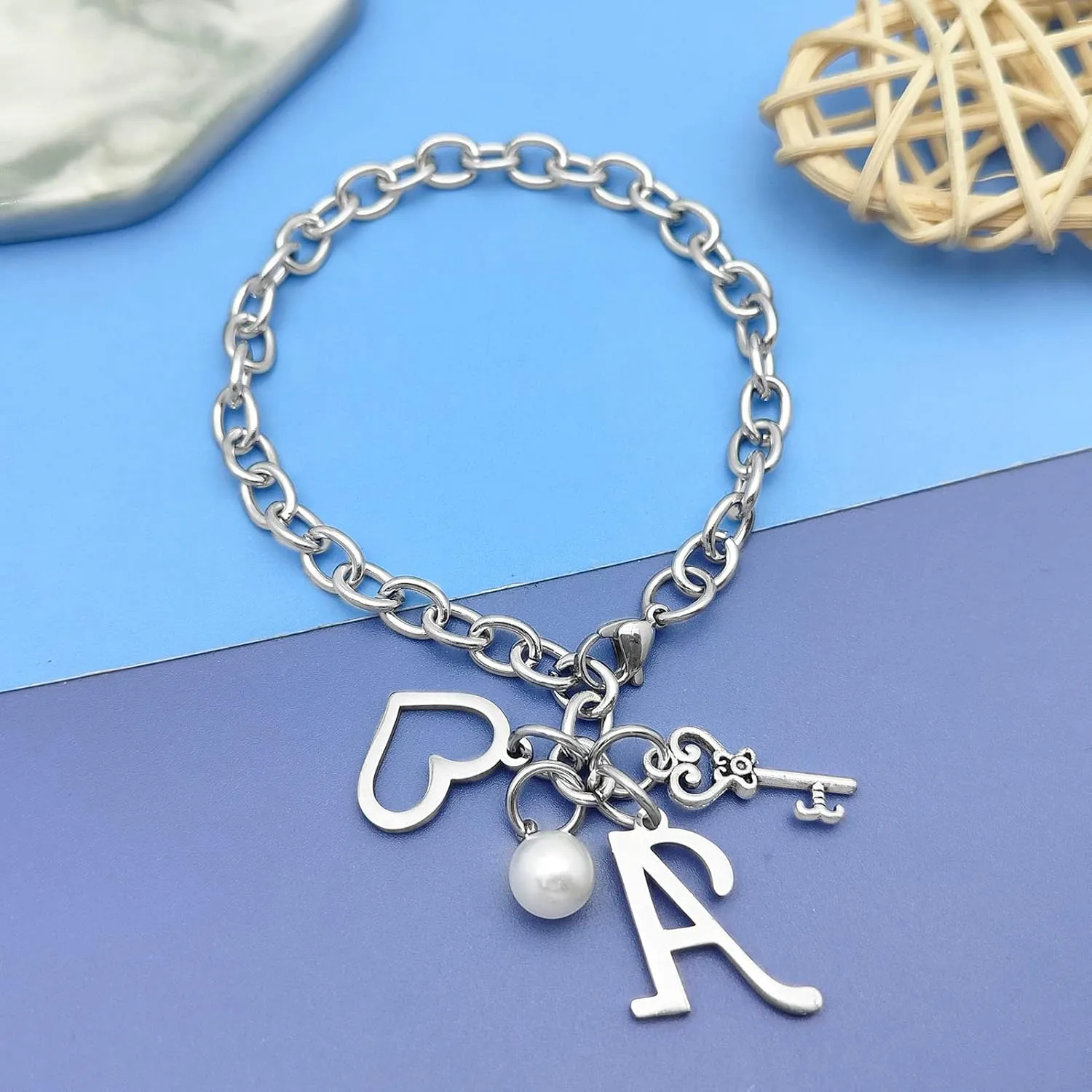 Initial A-Z Bracelets Gift for Women Girls Stainless Steel Chain Bracelet 26 Alphabet Jewelry Gifts for Birthday Anniversary Letter Bracelet Monogram Gifts for Sister Friend Girlfriends Mom 8.26 Inch