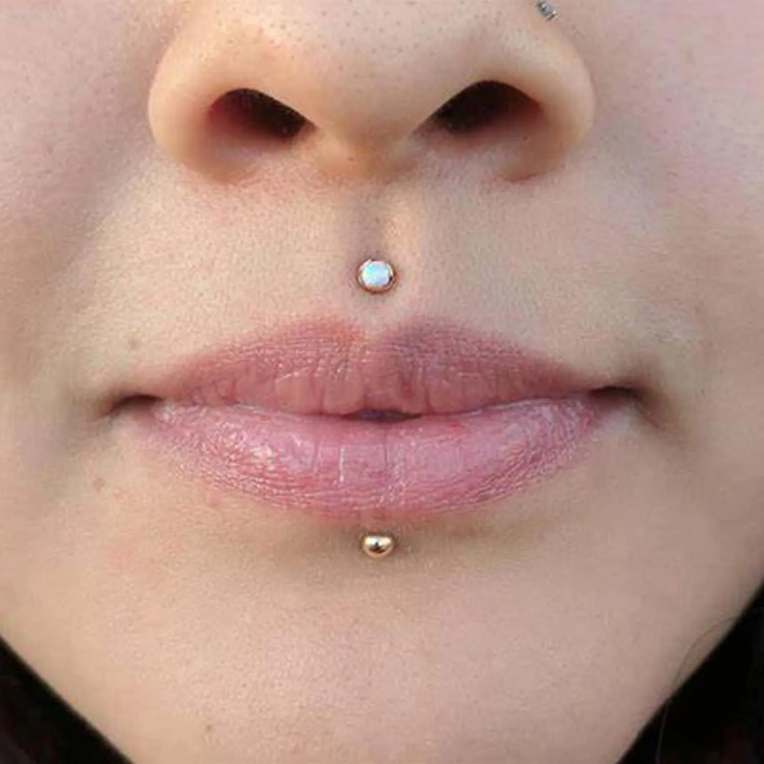 Kridzisw 16G Lip Labret Medusa Rings Studs Internally Threaded 316L Surgical Steel Snake Bite Lip Rings Flat Back Catilage Tragus Helix Daith Earrings Piercings Jewelry for Women Men 8mm