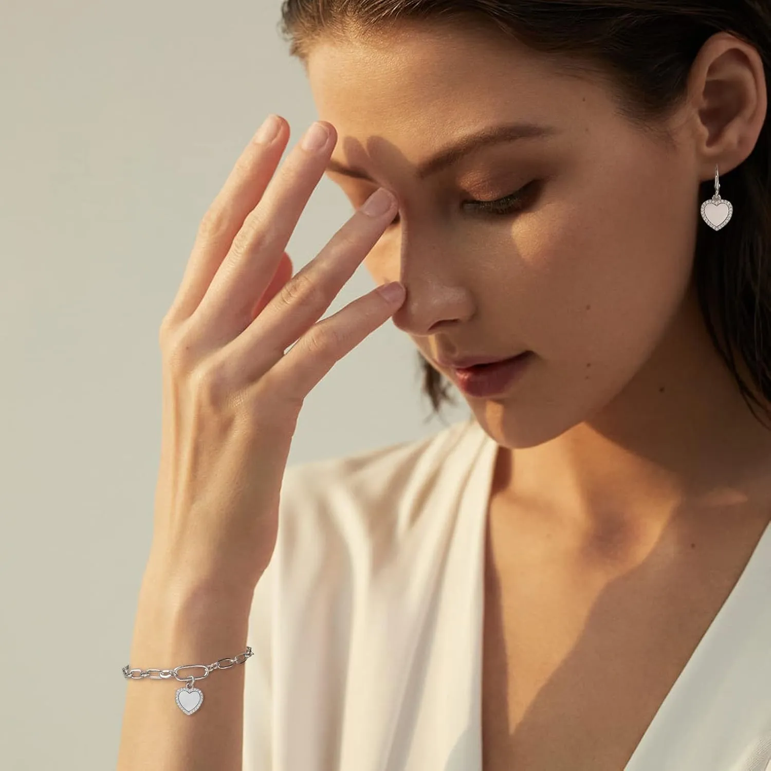 Lourny Crystal Heart Bracelets for Women - Hypoallergenic Paperclip Love Gold Plated Heart Link Bracelet for Women Jewelry