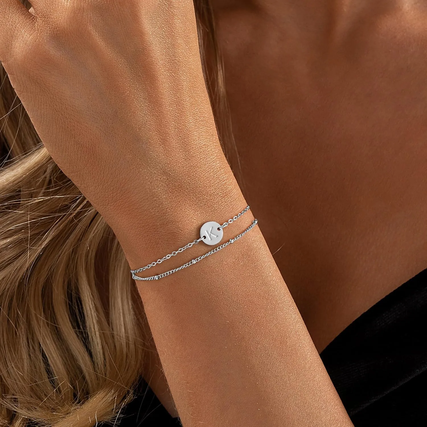 MONOZO Gold Bracelets for Women Jewelry Gifts - Dainty 18K Real Gold Plated Disc Monogram Letter A-Z Initial Bracelets for Women Trendy Personalized Letter Bracelet Jewelry Gifts for Her