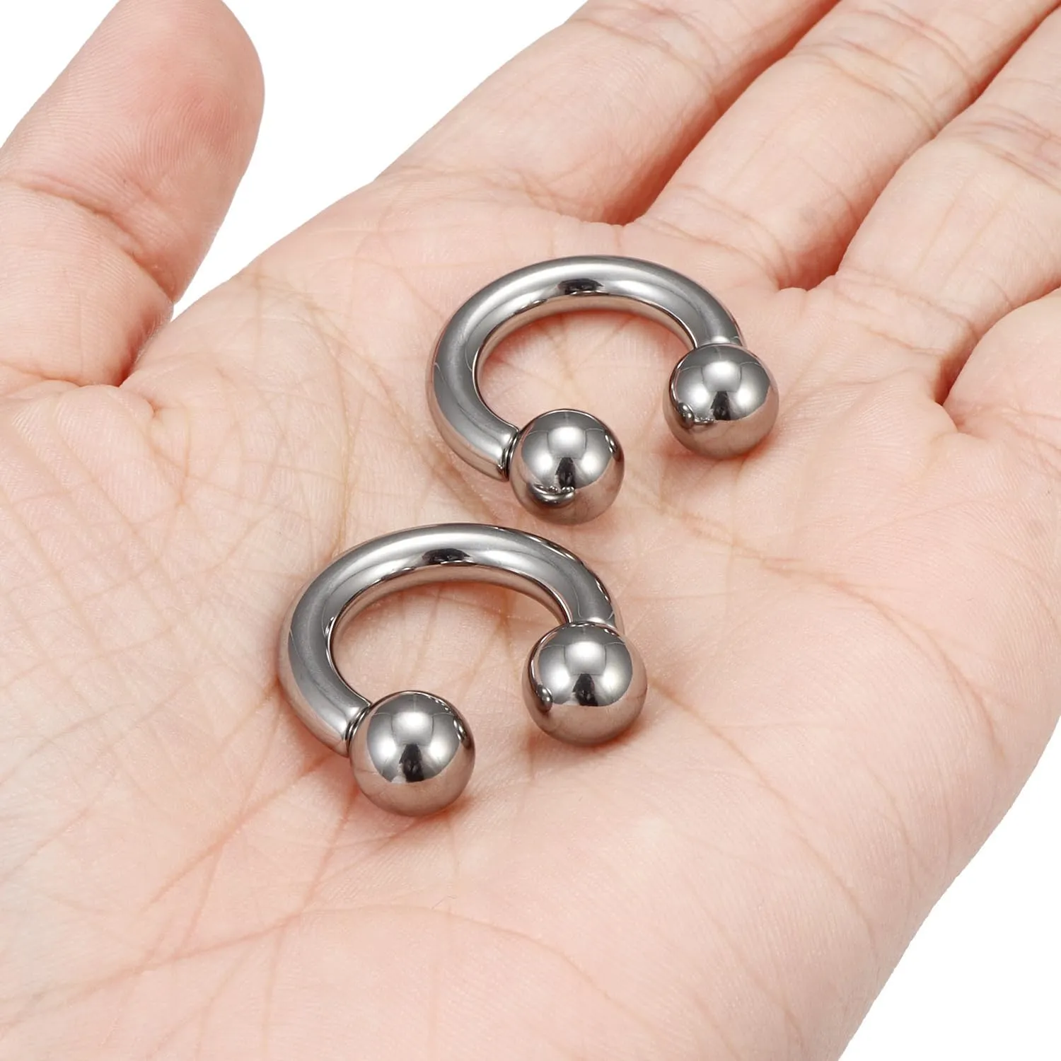 Ocptiy 2G 4G 6G 8G Titaniumm Septum Rings Medical Implant Grade Gauges Tunnels Earring Stretching kit Hypoallergenic Septum Nose Ring Ear Hoop Earring Piercing Jewelry Women Men 12mm 14mm 16mm