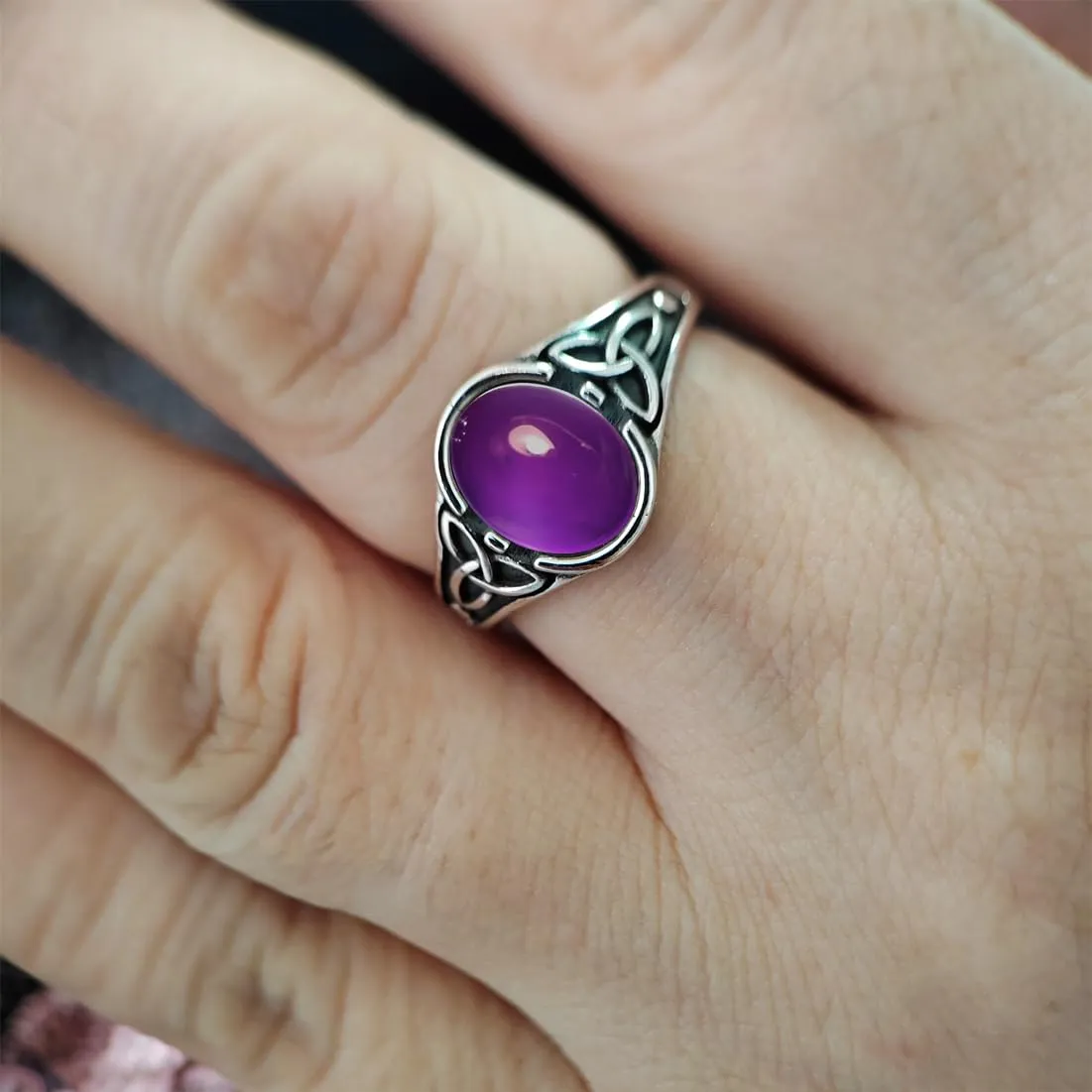 Oval Natural Purple Amethyst Quartz Stone Ring,Retro Vintage Antique S925 Sterling Silver Punk Gothic Cocktail Party Real Crystal Quartz Gemstone Ring Jewelry for Women (A07_Purple Amethyst Quartz, 8)