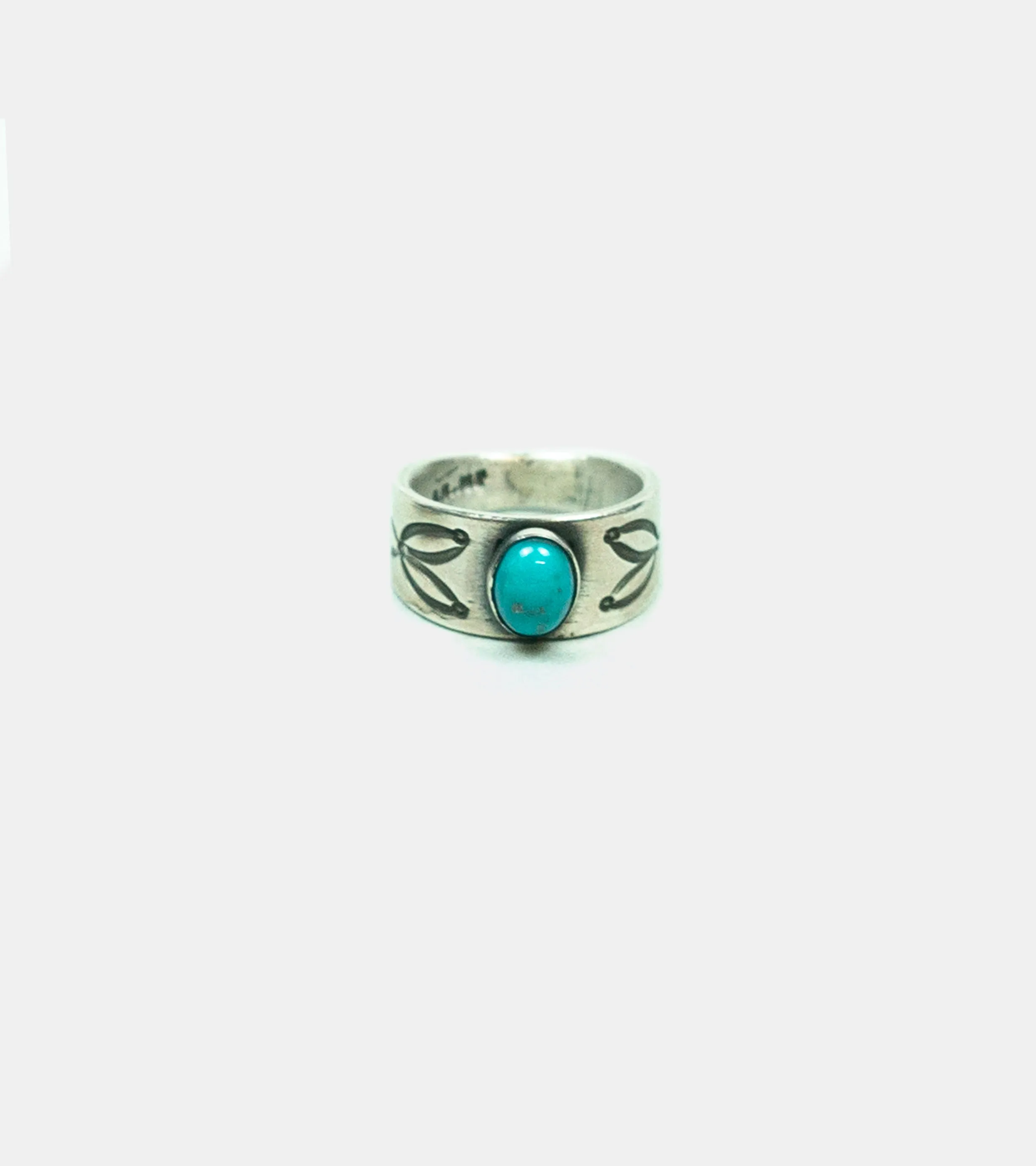 Red Rabbit Single Stone Ring #2 U9