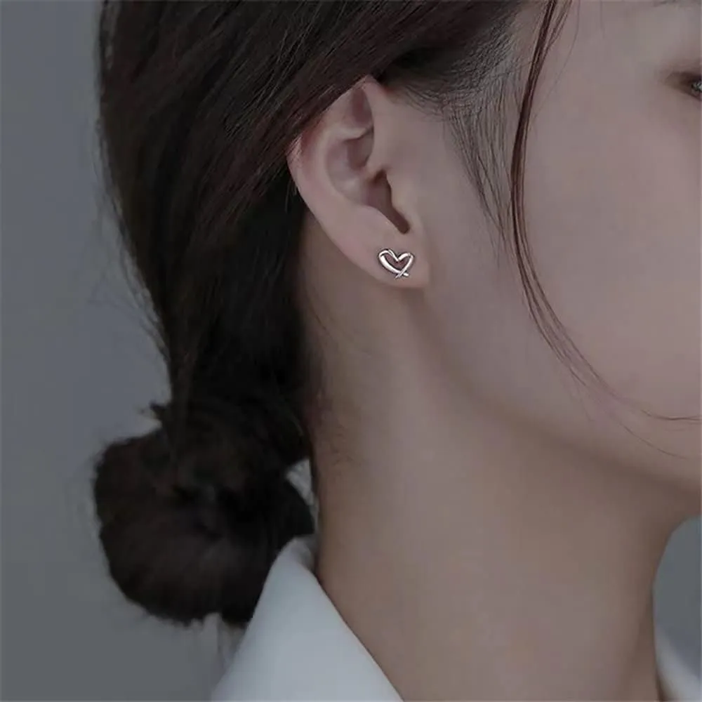 Reffeer Solid 925 Sterling Silver Tiny Heart Stud Earrings for Women Teens Love Heart Stud Earrings
