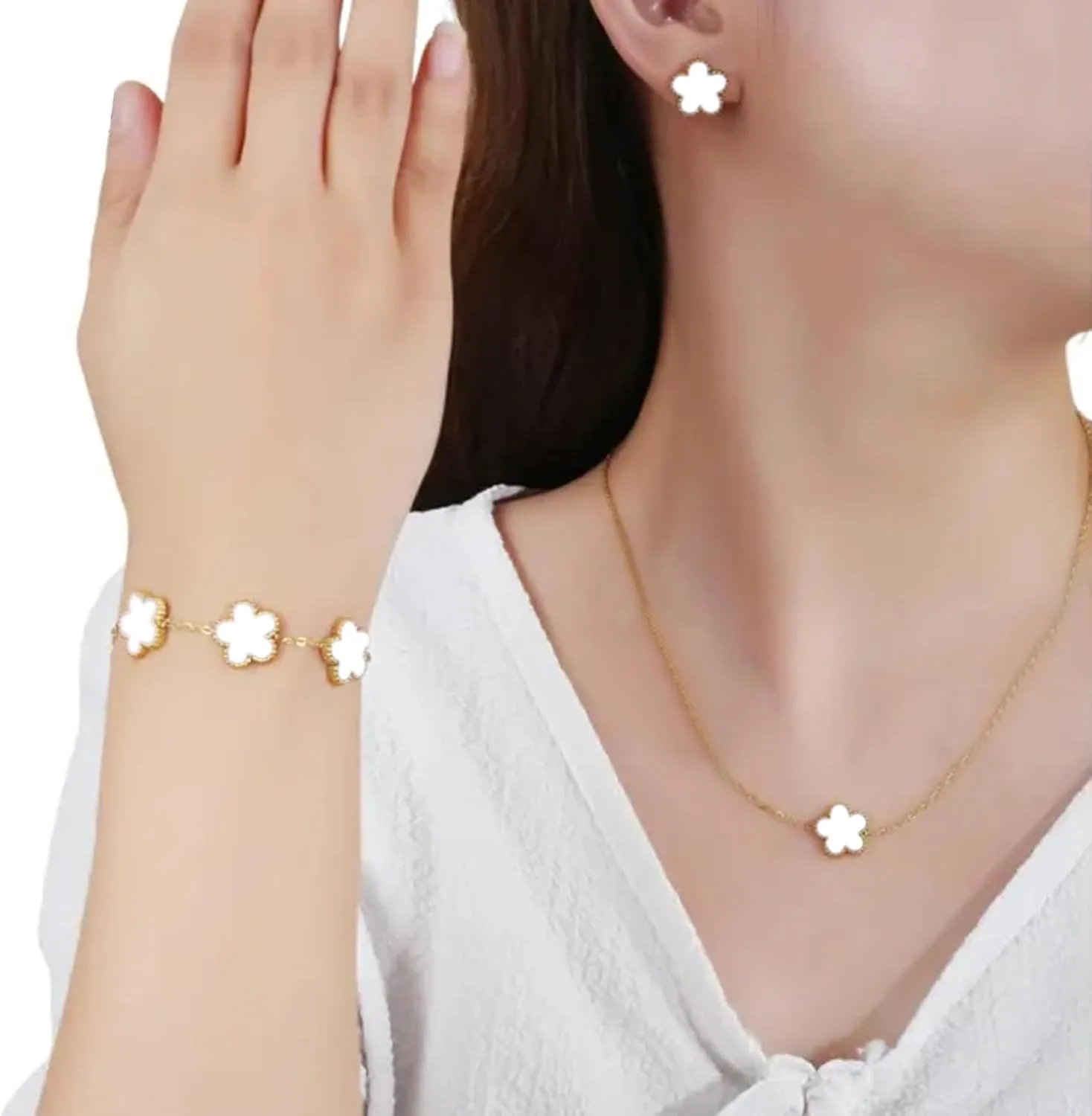 RWQIAN Gold Plated Five Leaf Lucky Clover Bracelets for Women,White/Black/Red/Green/Blue/Pink Clover Link Flower Charm Bracelets,Adjustable Clover Bracelet Chain Jewelry Gifts Trendy for Birthday