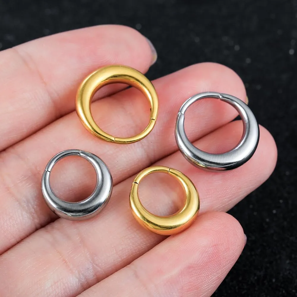 Septum Rings Hoop,16G 8mm 316L Stainless Steel Segment Nose Rings for Men, Cartilage Clicker Hoop Earrings for Rook, Daith, Tragus, Hypoallergenic for man and women