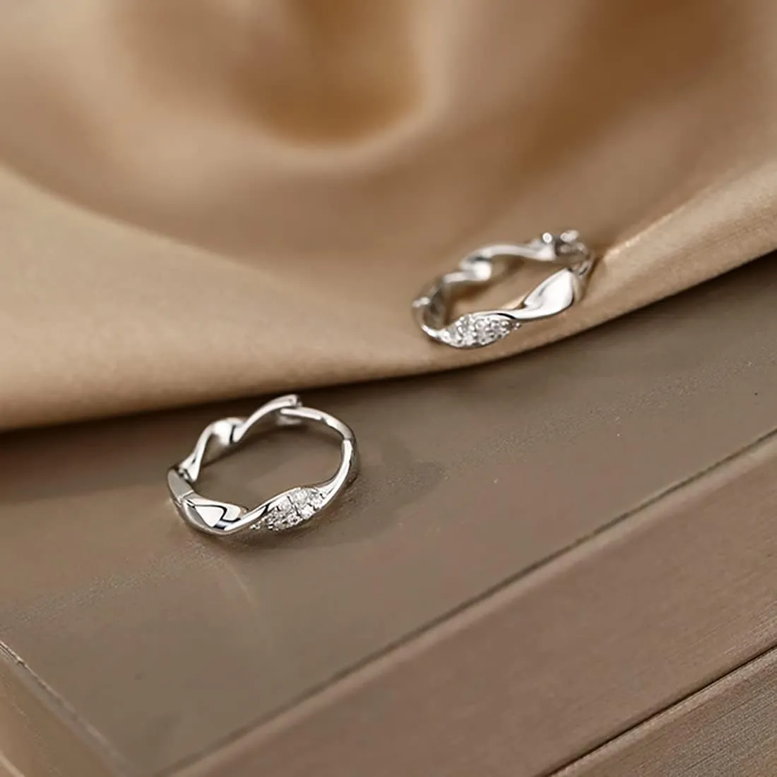 SLUYNZ 925 Sterling Silver CZ Hoop Earrings for Women Twist Hoop Earrings Minimalist Hoop Earrings