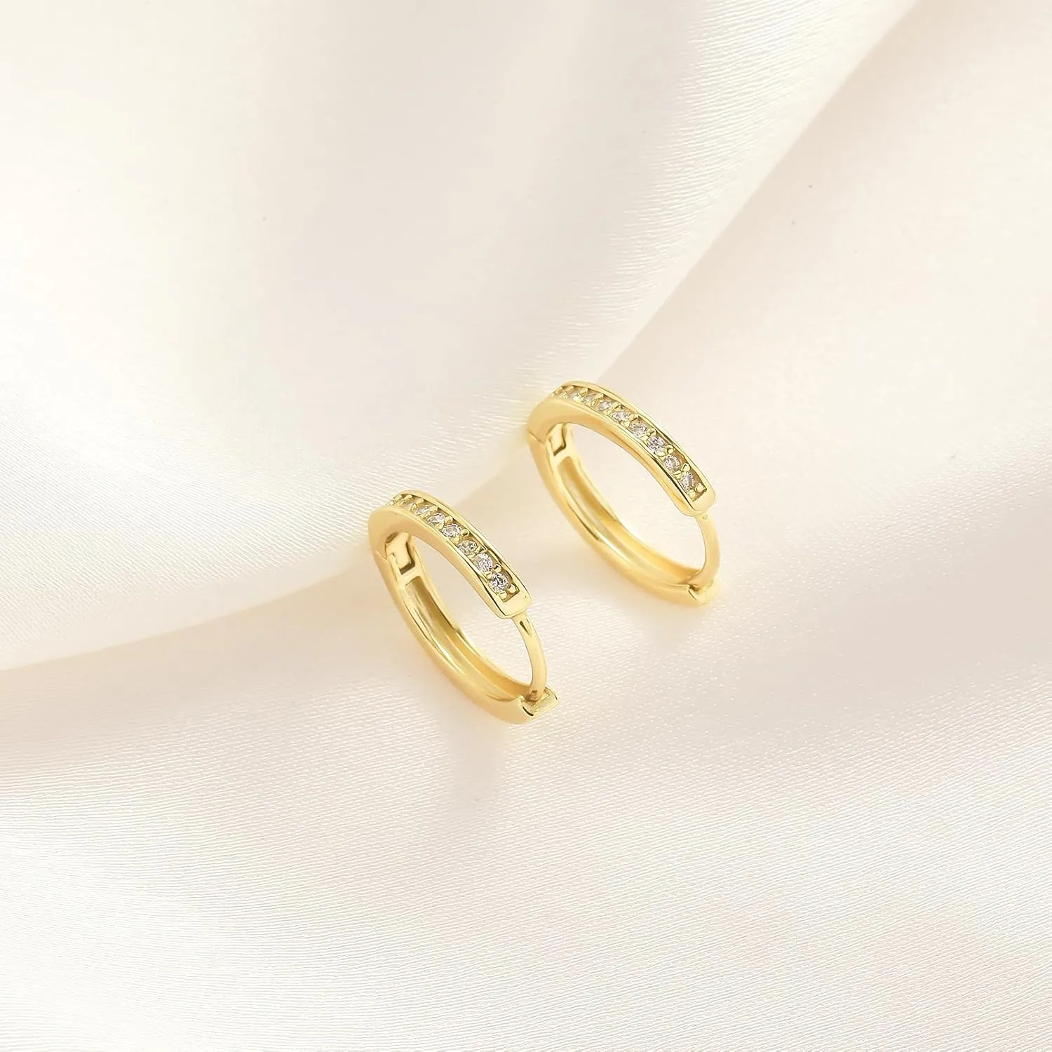 ToHeart Gold Huggies Earrings for Women Small Gold Hoop Earrings