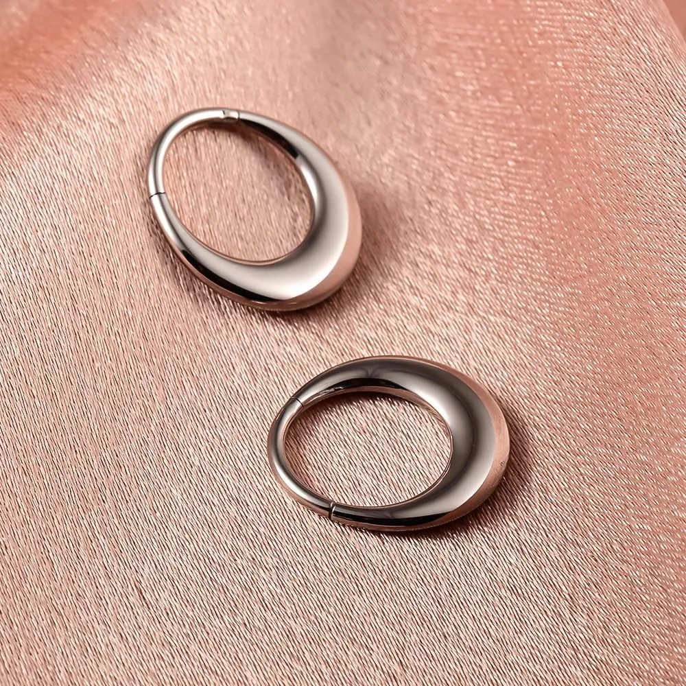 Vankula 16G/8mm Septum Ring Hoop, 316l Stainless Steel Segment Nose Rings for Men and Women, Hypoallergenic Cartilage Clicker Hoop Earrings Piercing Jewelry for Daith, Tragus, Rook